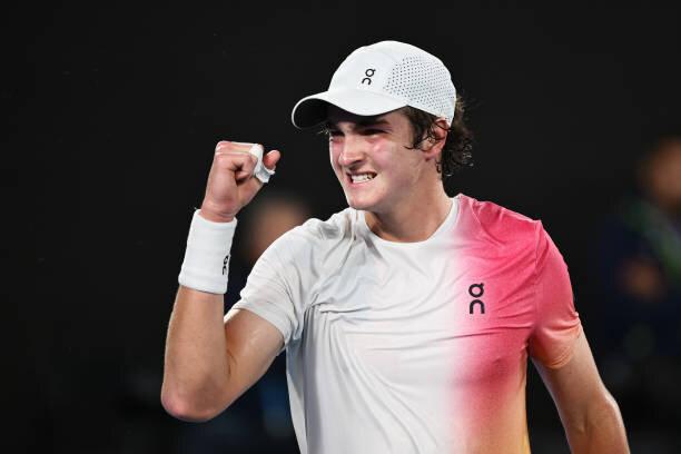 Wimbledon 2025 - João Fonseca x Jenson Brooksby: palpites, odds, onde assistir ao vivo e horário