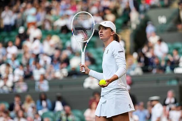 Wimbledon 2025 - Iga Swiatek x Liudmila Samsonova: palpites, odds, onde assistir ao vivo, escalações e horário