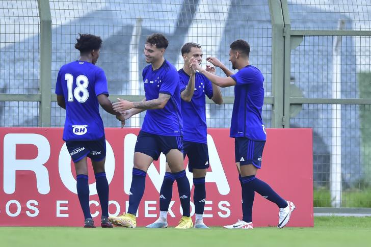 Cruzeiro x Madureira: palpites, odds, onde assistir ao vivo, escalações e horário