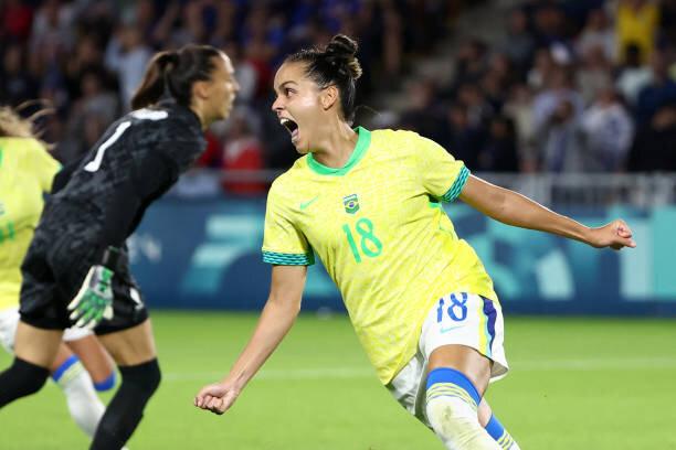 Futebol feminino: Brasil x Espanha - palpites, odds, onde assistir ao vivo, escalações e horário