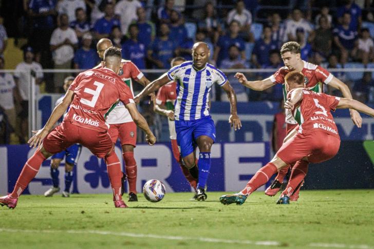 Avaí x Criciúma: palpites, odds, onde assistir ao vivo, escalações e horário