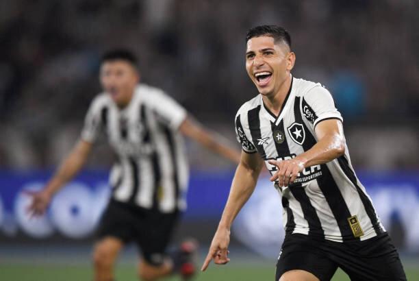 Racing x Botafogo: palpites, odds, onde assistir ao vivo, escalações e horário
