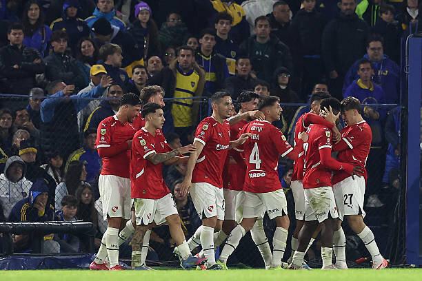 Independiente x Huracán: palpites, odds, onde assistir ao vivo, escalações e horário