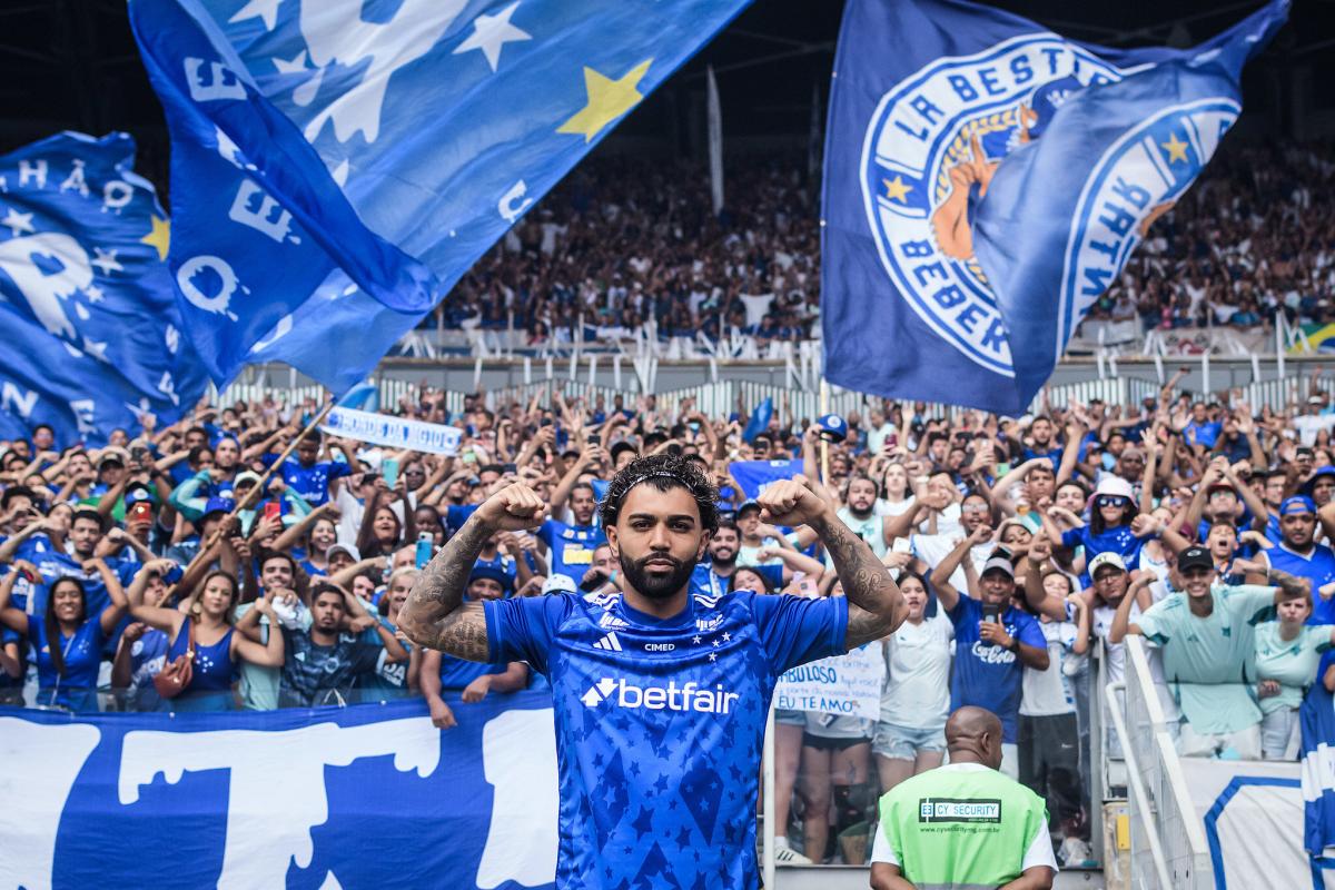 Dicas do Rivaldo: Cruzeiro se reforçou bem e tem tudo para ganhar títulos em 2025