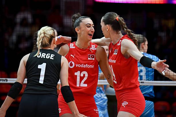 Estados Unidos x Turquia - Mundial de Vôlei Feminino: palpites, odds, estatísticas, onde assistir ao vivo, escalações e horário