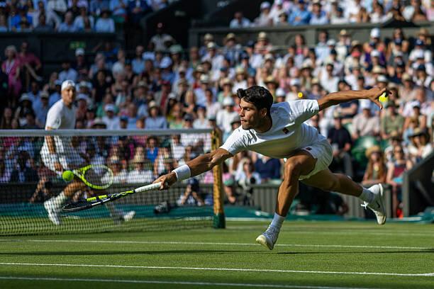 Wimbledon 2025 - Taylor Fritz x Carlos Alcaraz: palpites, odds, onde assistir ao vivo, escalações e horário